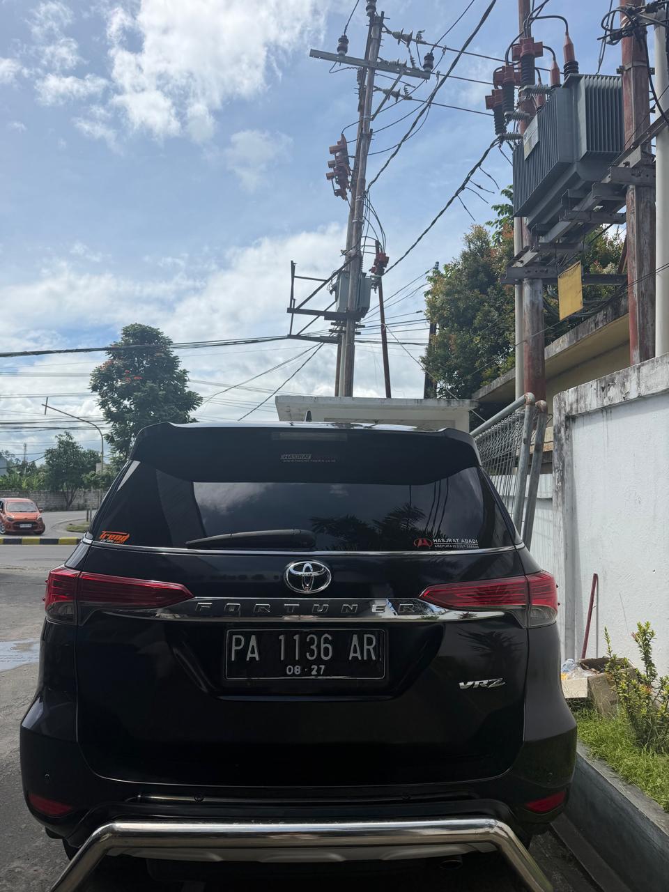 gambar besar 9